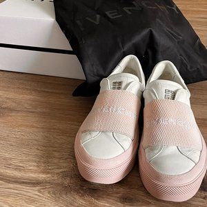 Givenchy Sneakers